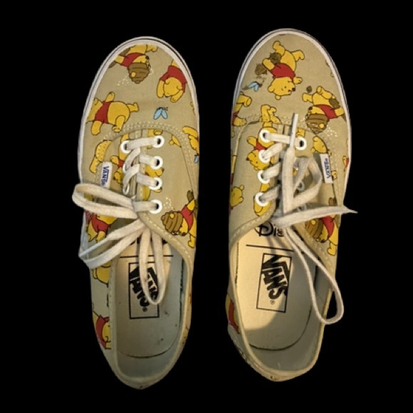 WINNIE THE POOH VANS - Picture 2 of 4